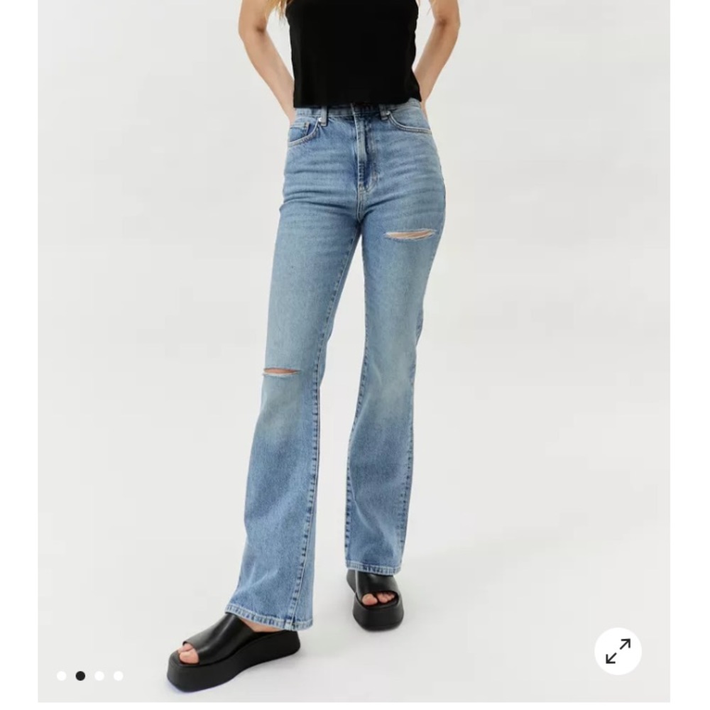 BDG High-Waisted Comfort Stretch Flare Jean in tinted denim
